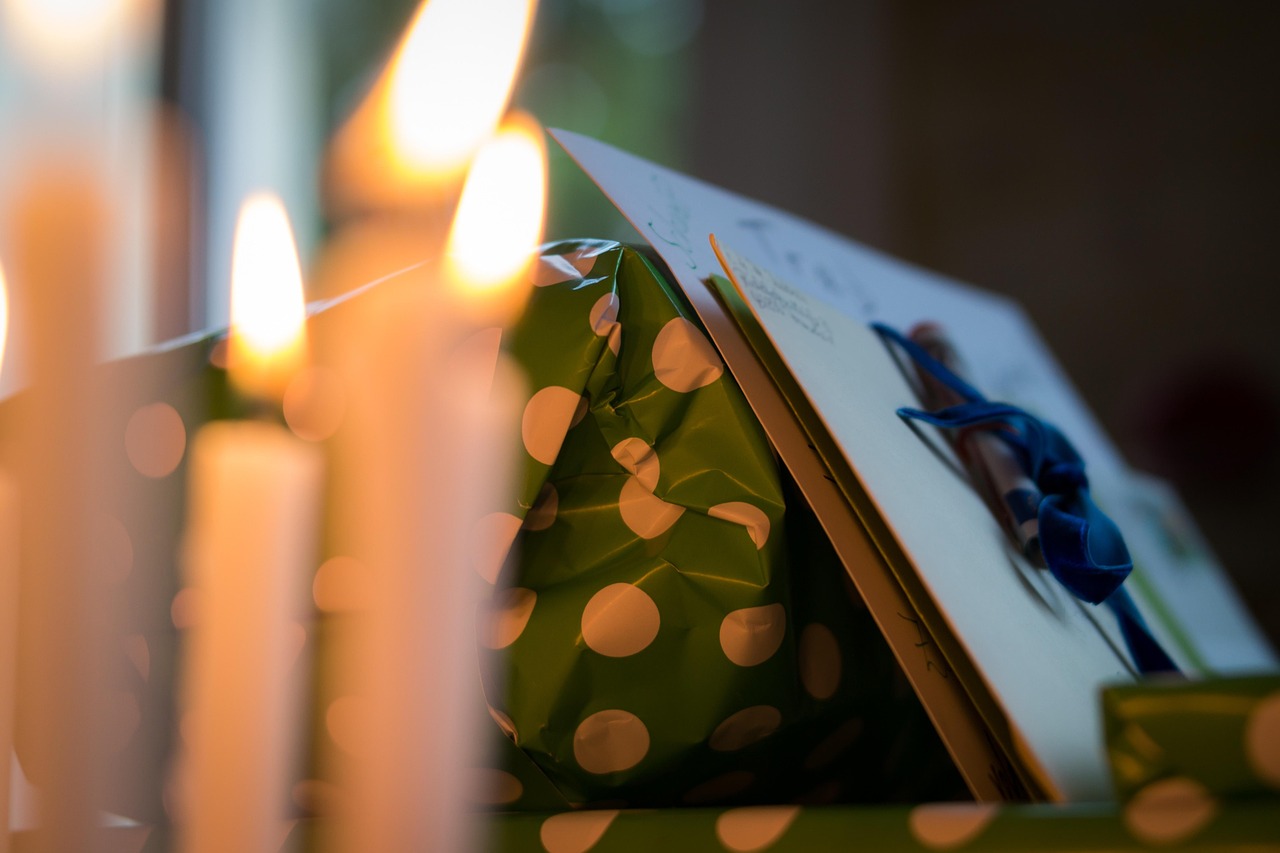 12月8日，一个特殊日子的庆祝与反思